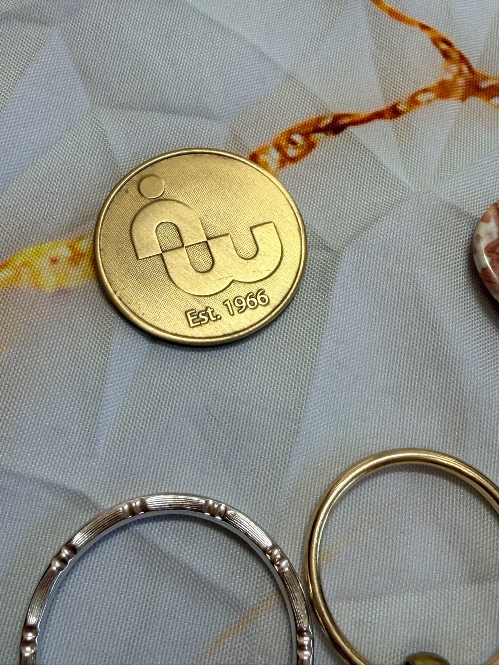 Keychains , token odd lot - Picture 4 of 7